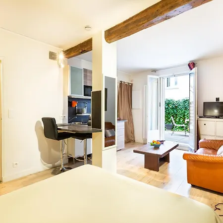 Studio Montonnerre Avec Terrasse Proche Necker Et Montparnasse Apartment Paris